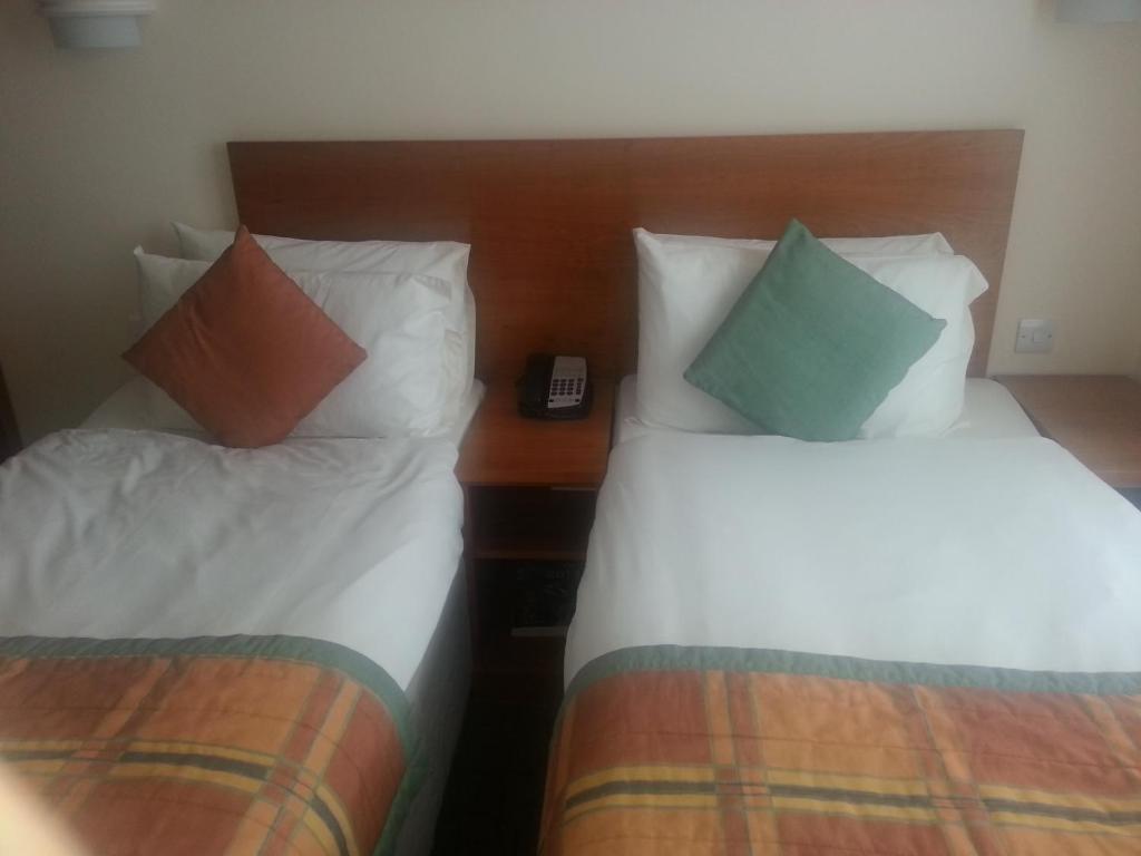 Ballasalla Sefton Express Hotel חדר תמונה