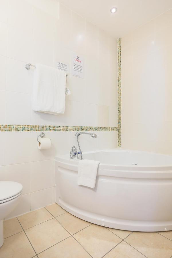 Ballasalla Sefton Express Hotel מראה חיצוני תמונה